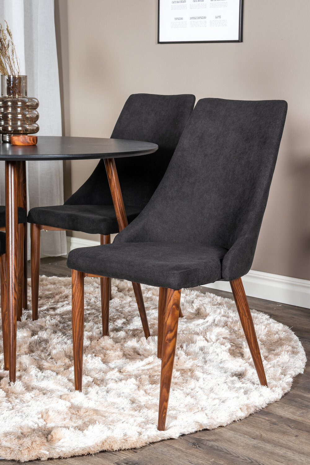 Ēdamistabas komplekts Dallas 1862