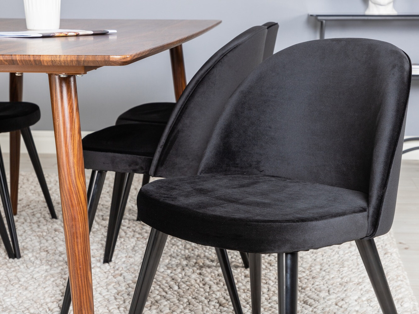 Ēdamistabas komplekts Dallas 1883