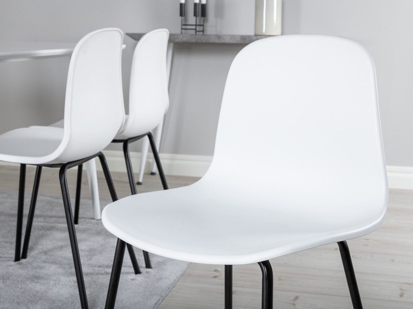 Ēdamistabas komplekts Dallas 1885