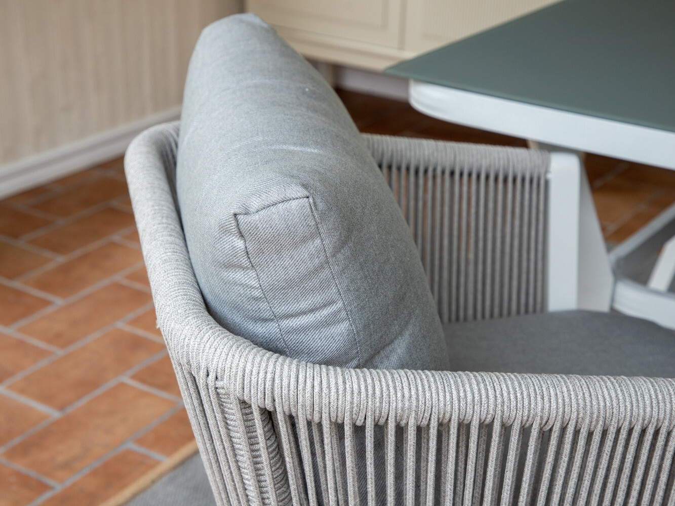 Galds un krēslu komplekts Dallas 1280