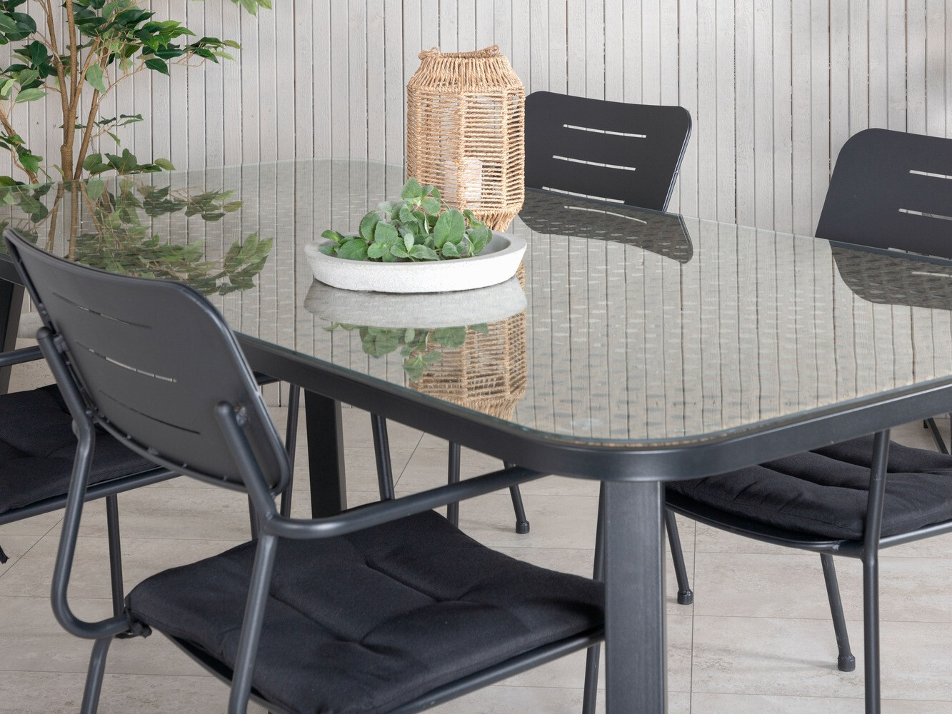 Galds un krēslu komplekts Dallas 2147