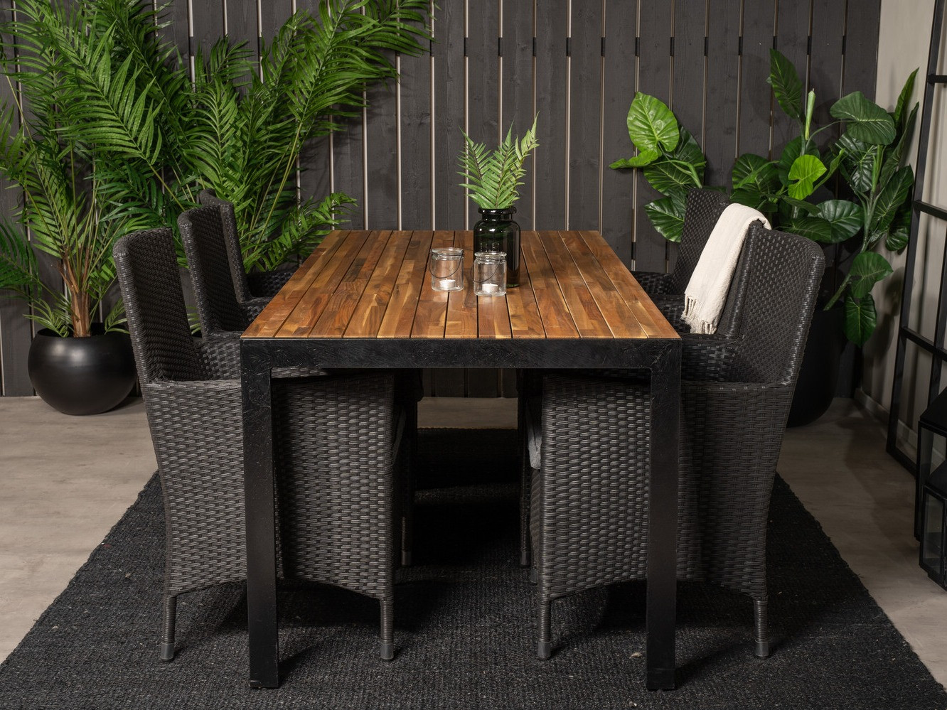 Galds un krēslu komplekts Dallas 2971