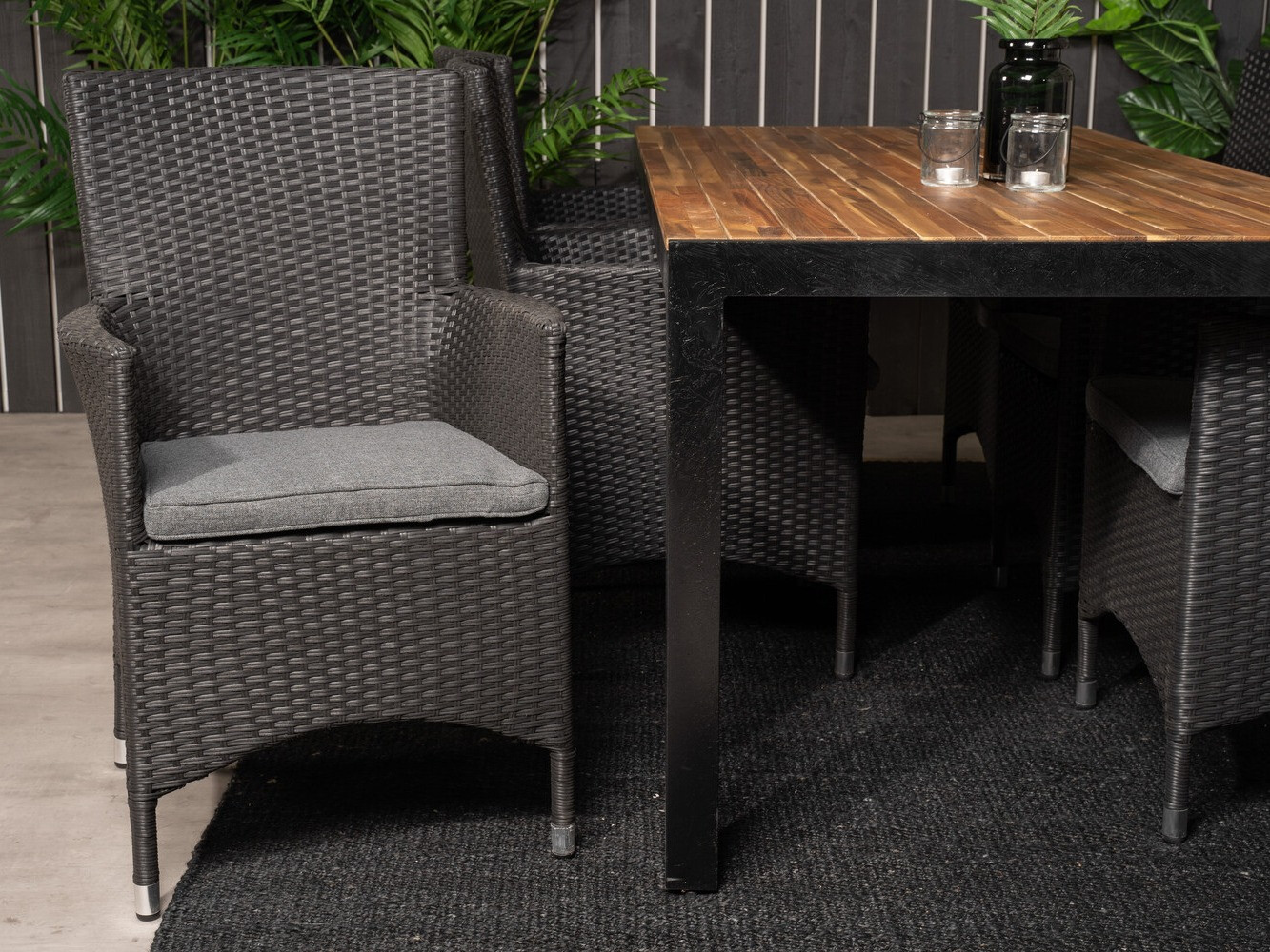 Galds un krēslu komplekts Dallas 2971