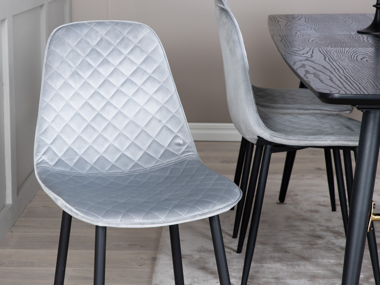 Ēdamistabas komplekts Dallas 1448 (Pelēks + Melns)