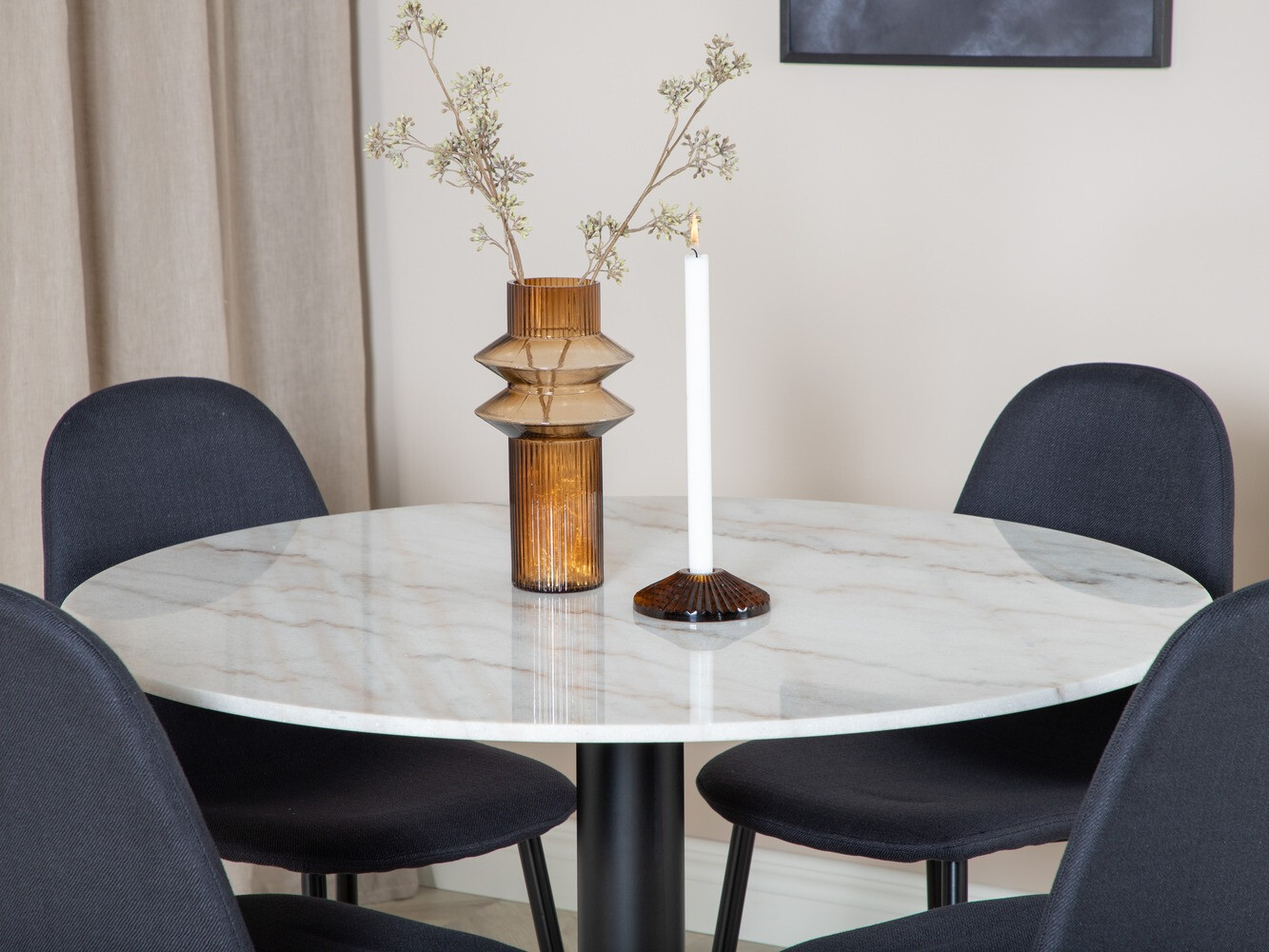 Ēdamistabas komplekts Dallas 1613 (Melns)