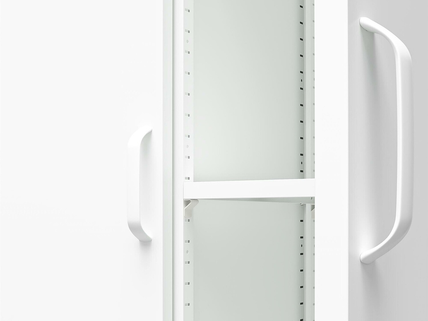 Plaukts Ophfere 102 (Balts)