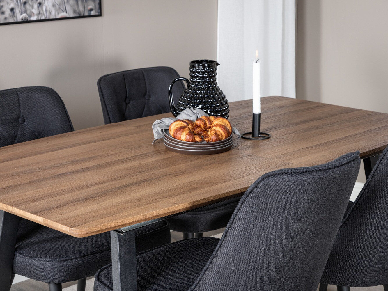 Ēdamistabas komplekts Dallas 332 (Melns)