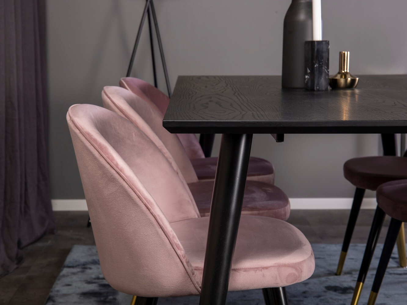 Ēdamistabas komplekts Dallas 346 (Tumši rozā + Melns)