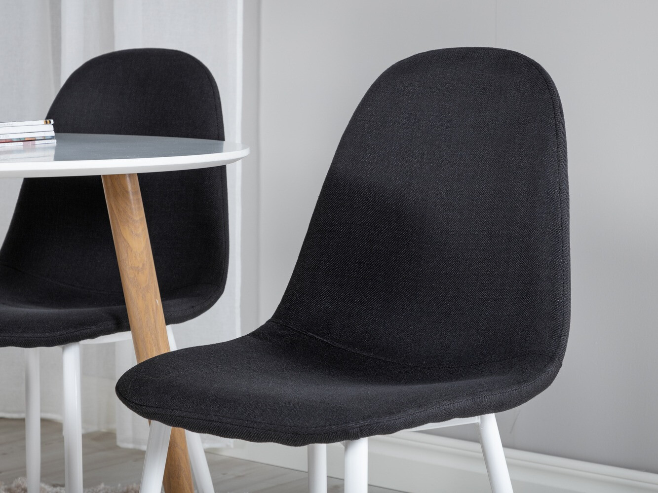 Ēdamistabas komplekts Dallas 291 (Melns + Balts)