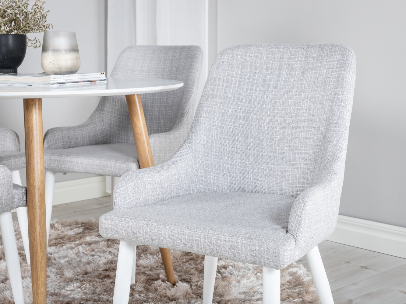 Ēdamistabas komplekts Dallas 299 (Gaiši pelēks + Balts)