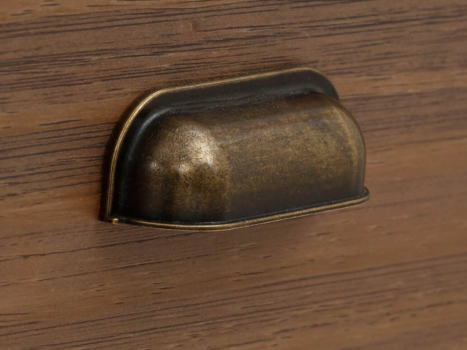 Kumode Tivmeri 103 (Balts + Brūns)