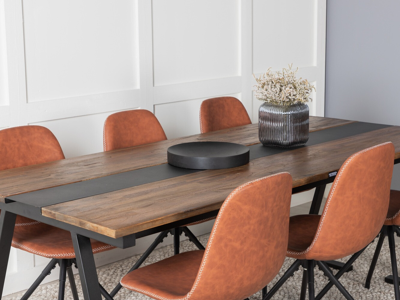 Ēdamistabas komplekts Dallas 1938 (Melns + Brūns)