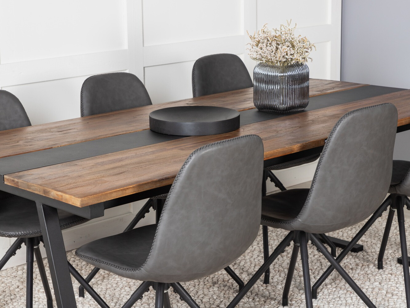 Ēdamistabas komplekts Dallas 1938 (Melns)