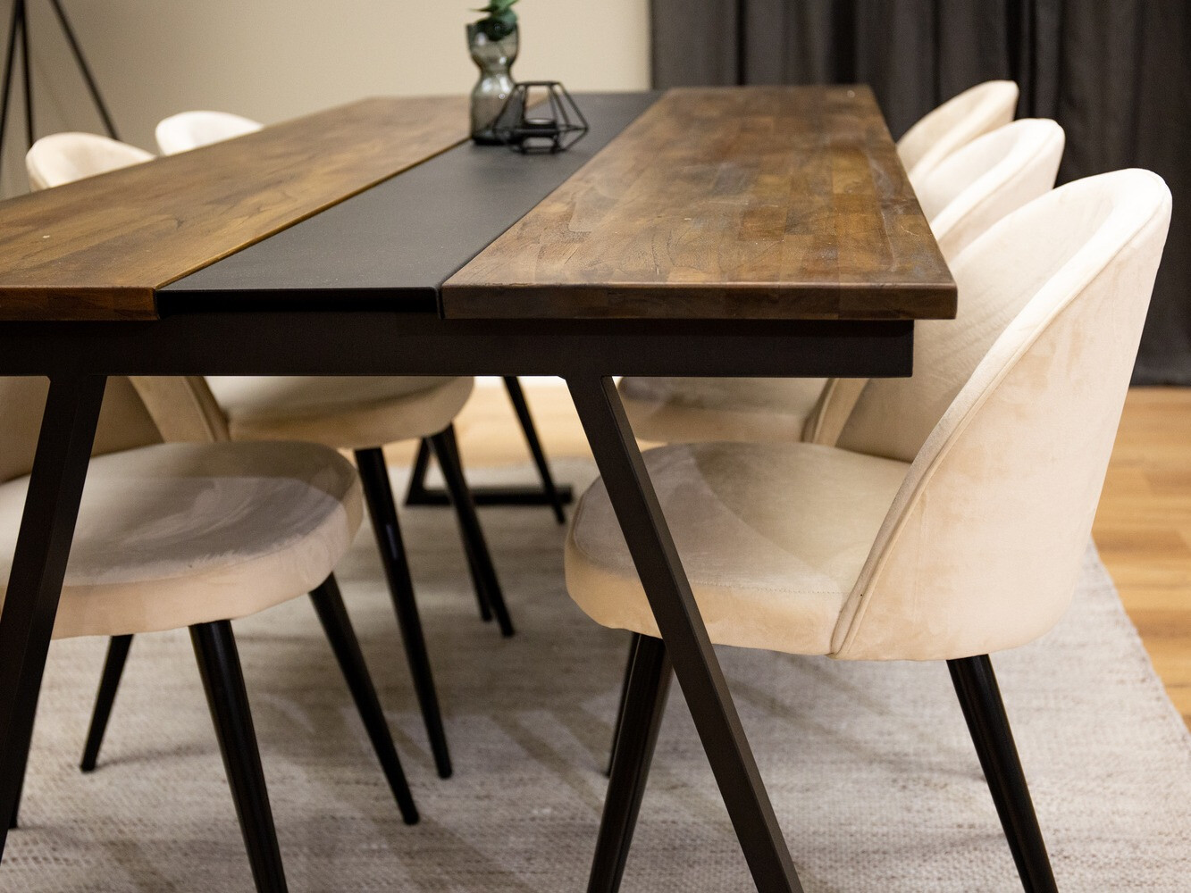 Обеденный гарнитур Dallas 1944 (Крем + Чёрный)