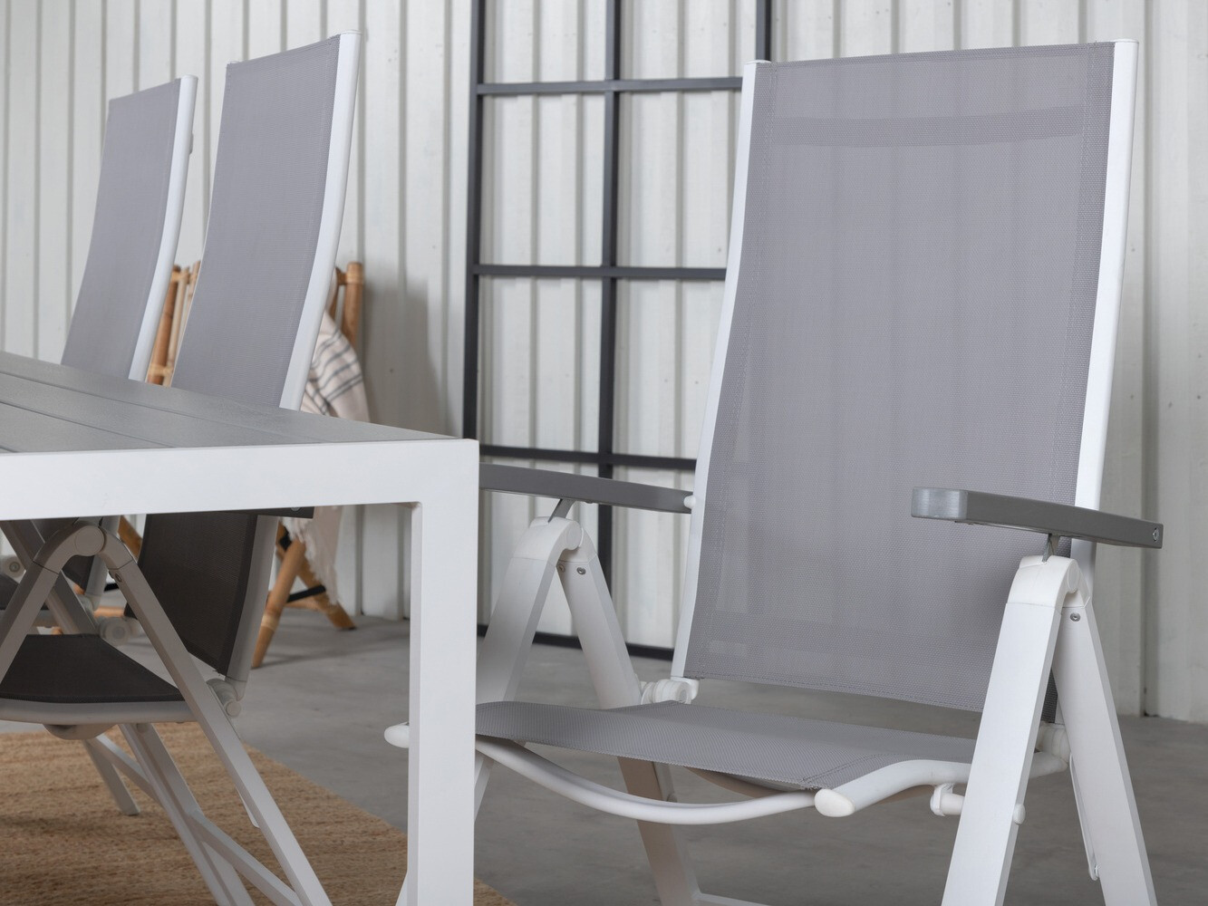 Galds un krēslu komplekts Dallas 704