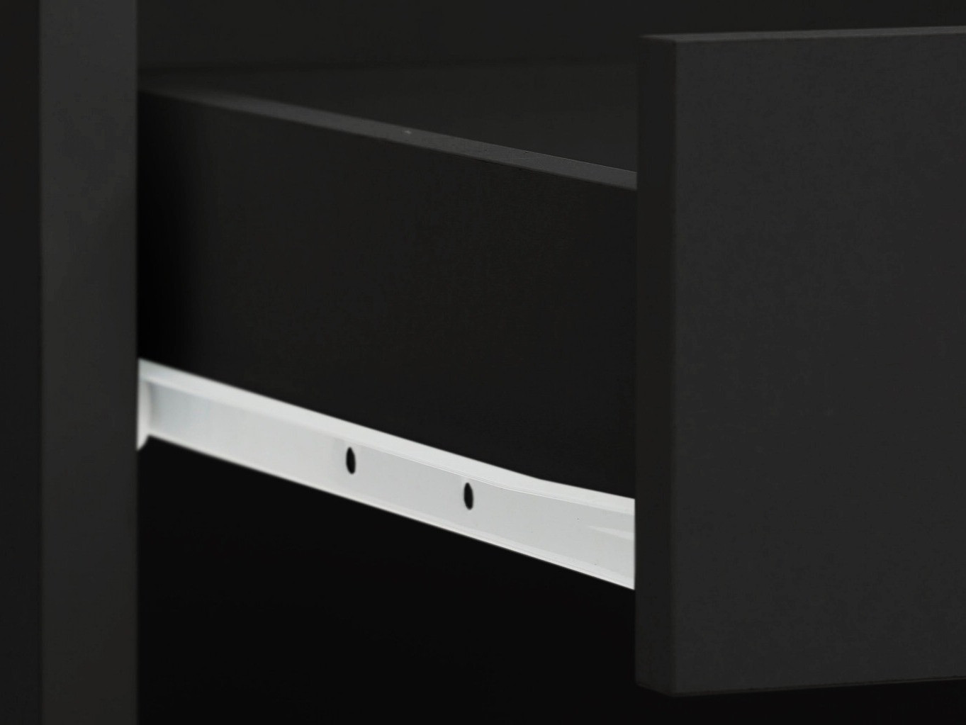 Konsole Denton 879 (Melns)