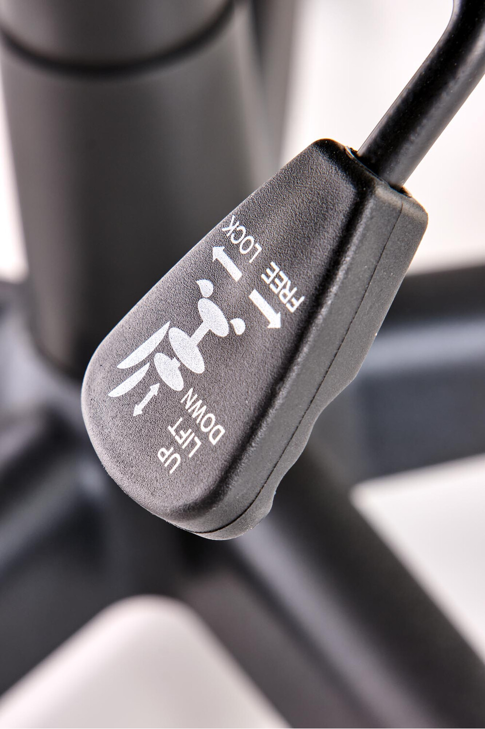 Biroja krēsls Houston 1340 (Sarkans + Melns)