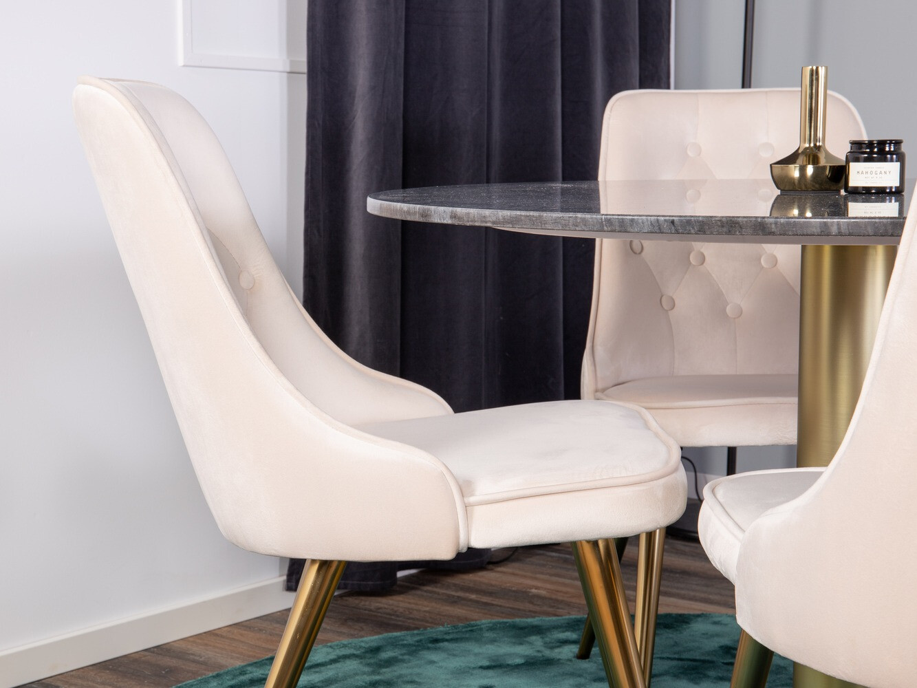 Ēdamistabas komplekts Dallas 370 (Bēšs + Misiņš)