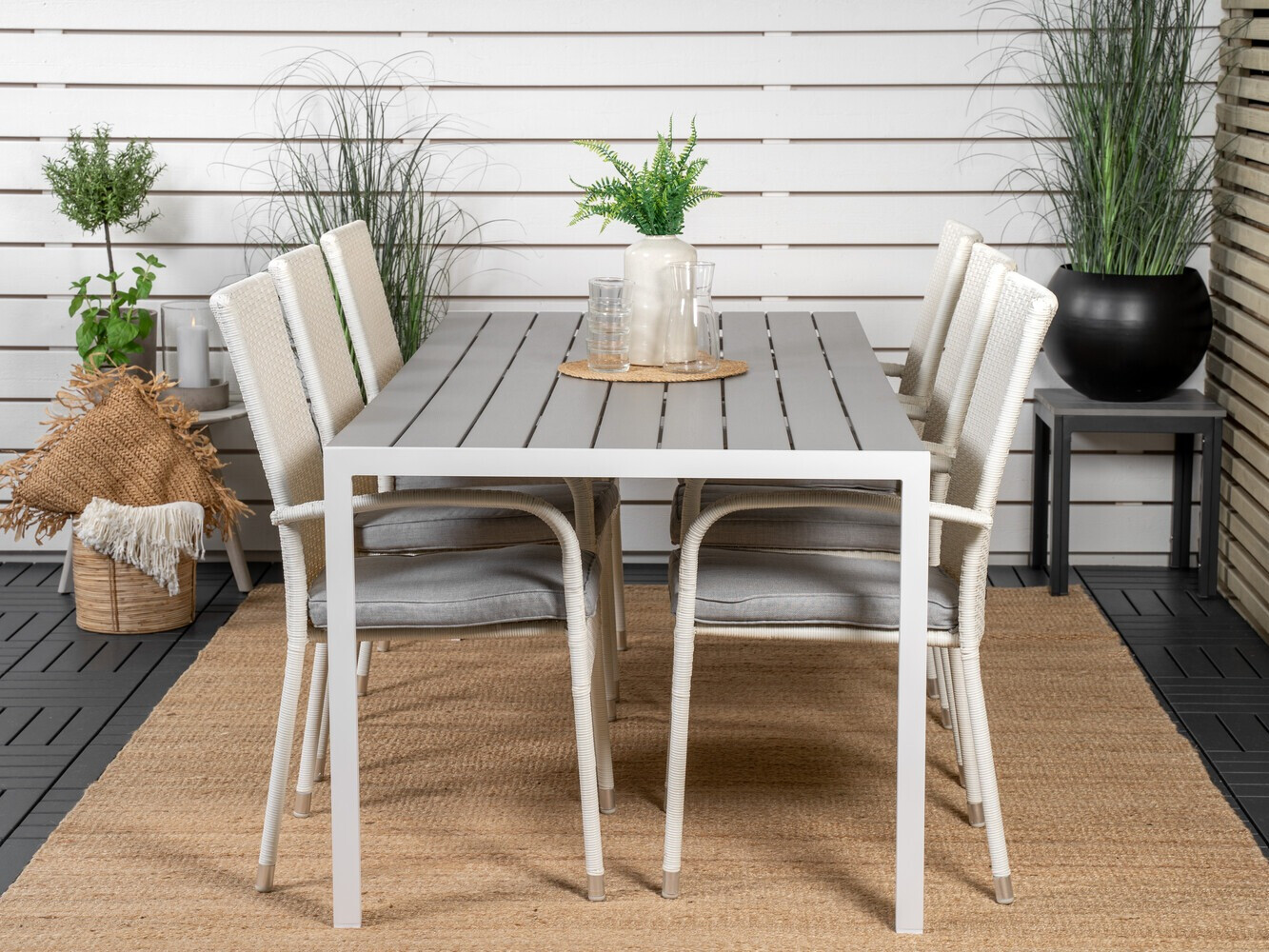 Galds un krēslu komplekts Dallas 2326