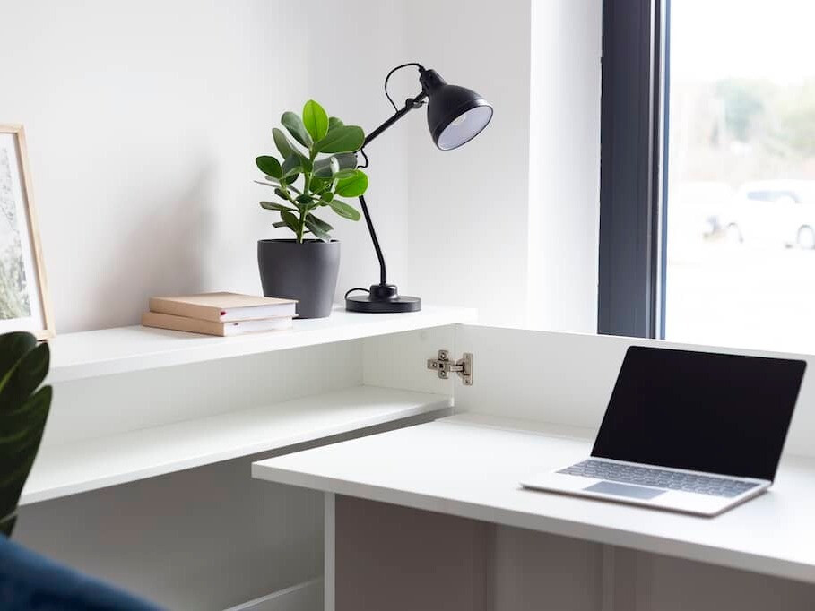 Stūra rakstāmgalds Concept Pro Lenart Levfere 101 (Balts)