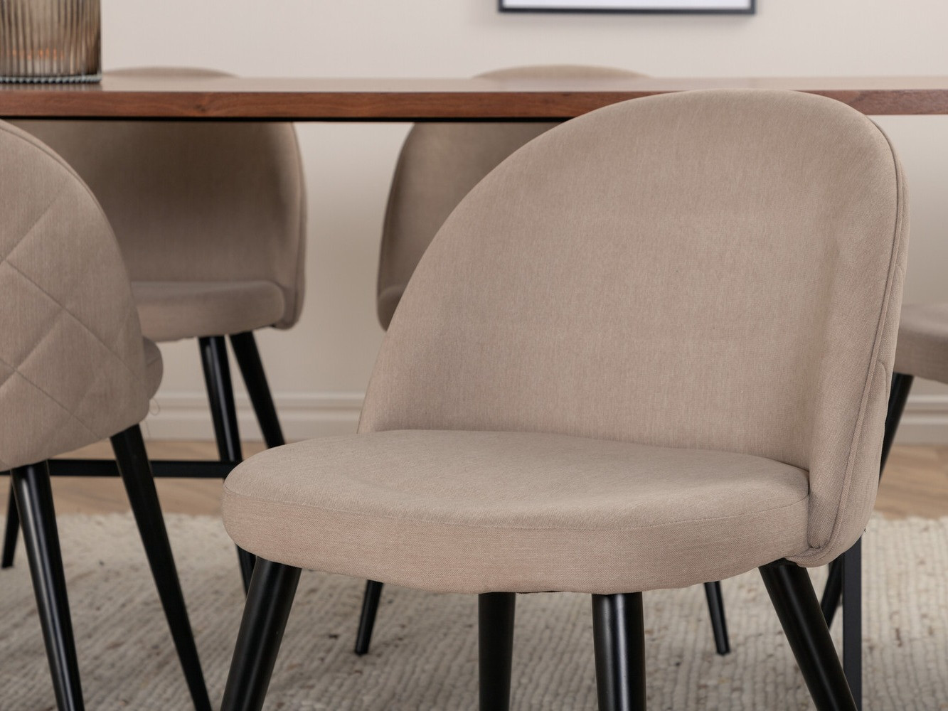 Ēdamistabas komplekts Dallas 2785 (Bēšs + Melns)