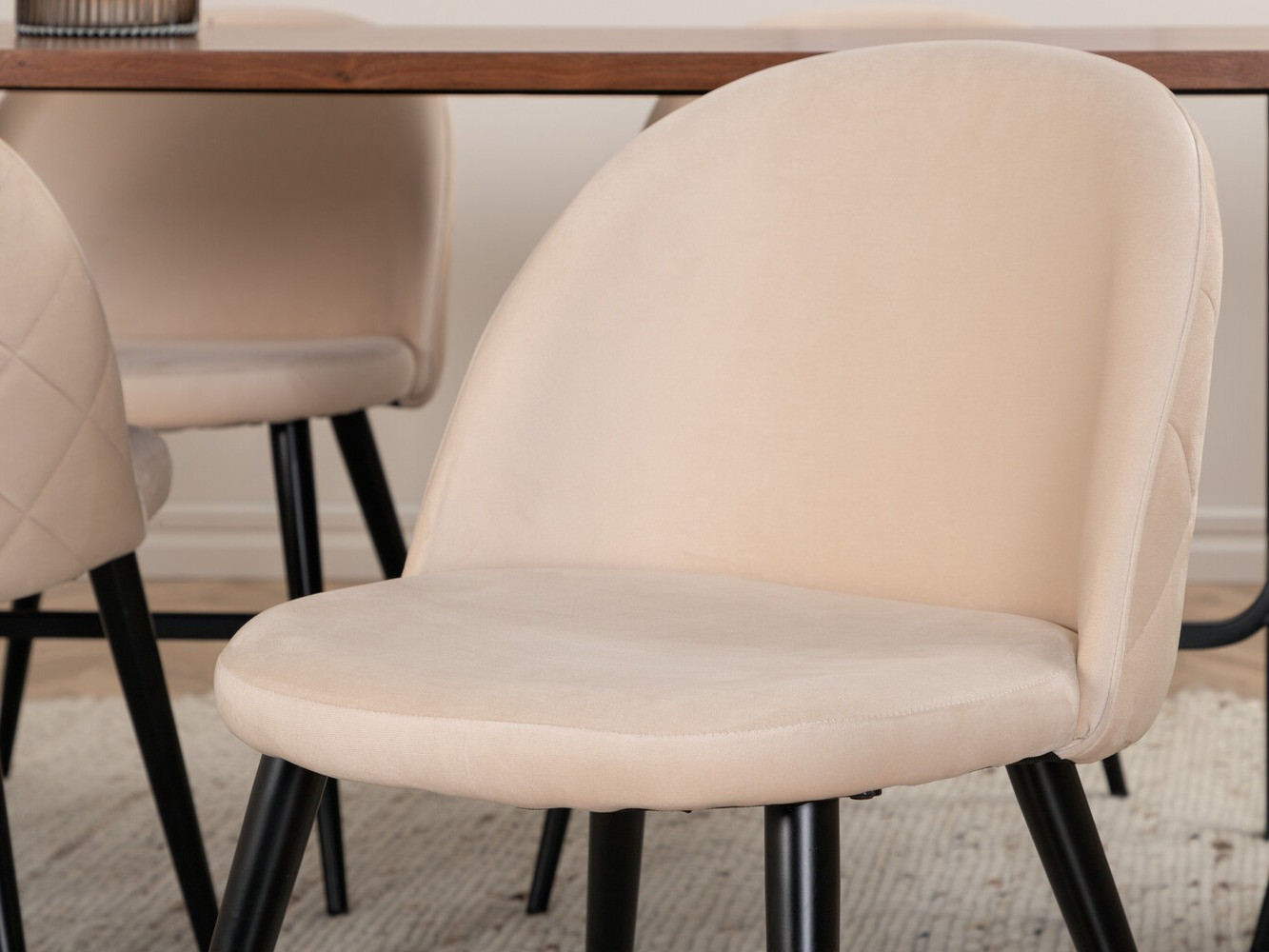 Ēdamistabas komplekts Dallas 2785 (Krēms + Melns)