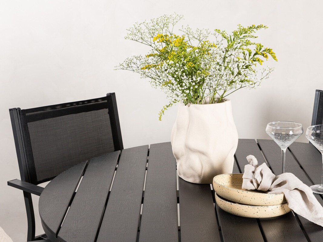 Galds un krēslu komplekts Dallas 4088 (Melns)