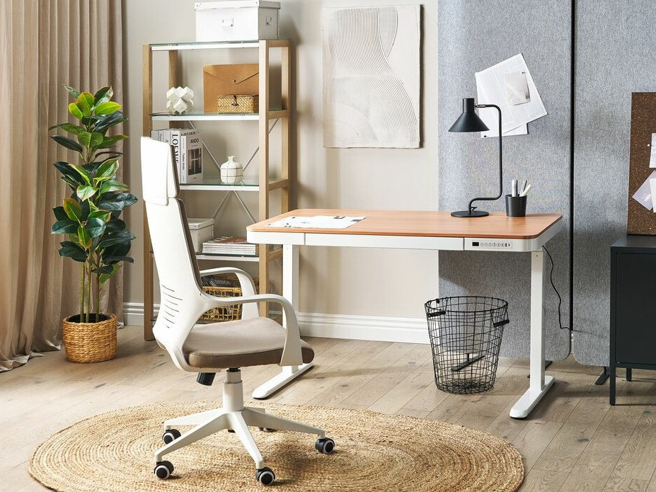 Rakstāmgalds ar regulējamu augstumu Berwyn 224 (Balts + Gaišs koks)