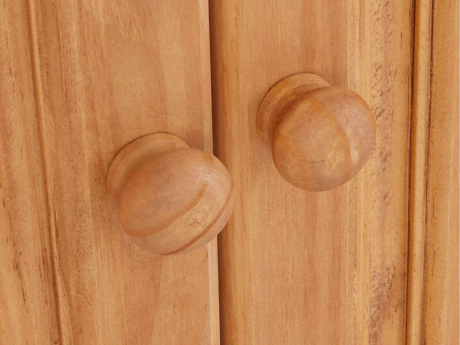 Skapis Fenlaru 112 (Priede)