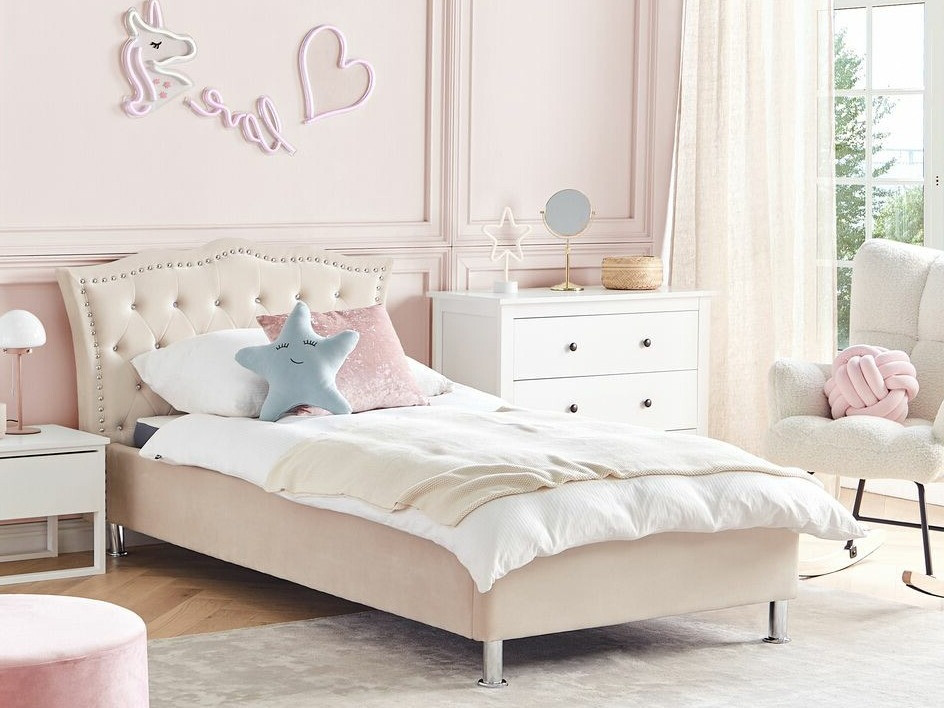 Gulta Berwyn 714 (Bēšs)