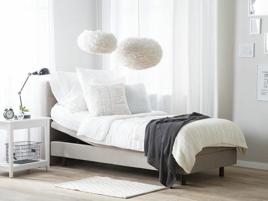 Gulta Berwyn 762 (Bēšs)