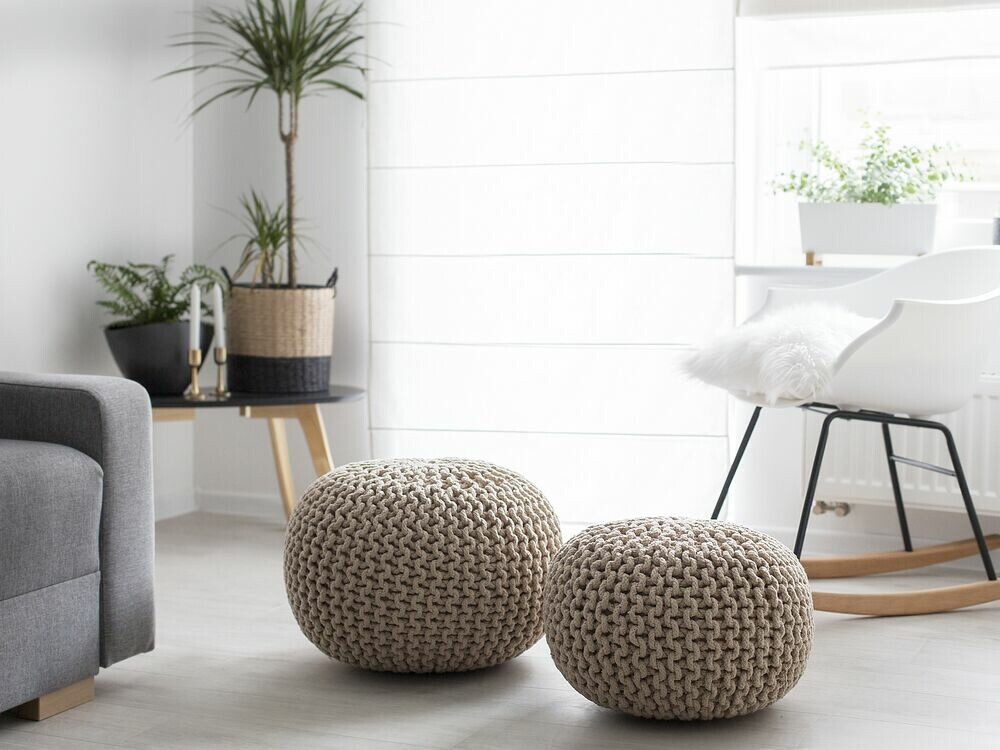 Pufs Berwyn 843 (Bēšs)