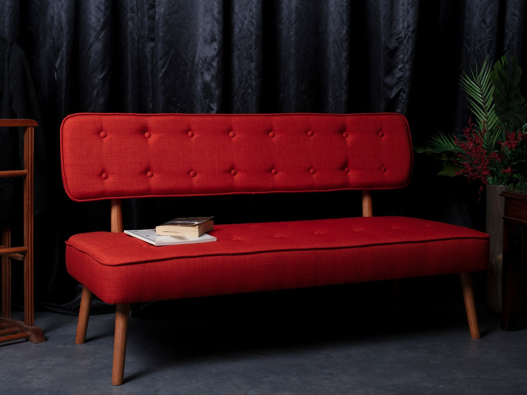 Mīkstais sols Altadena 352 (Sarkans)