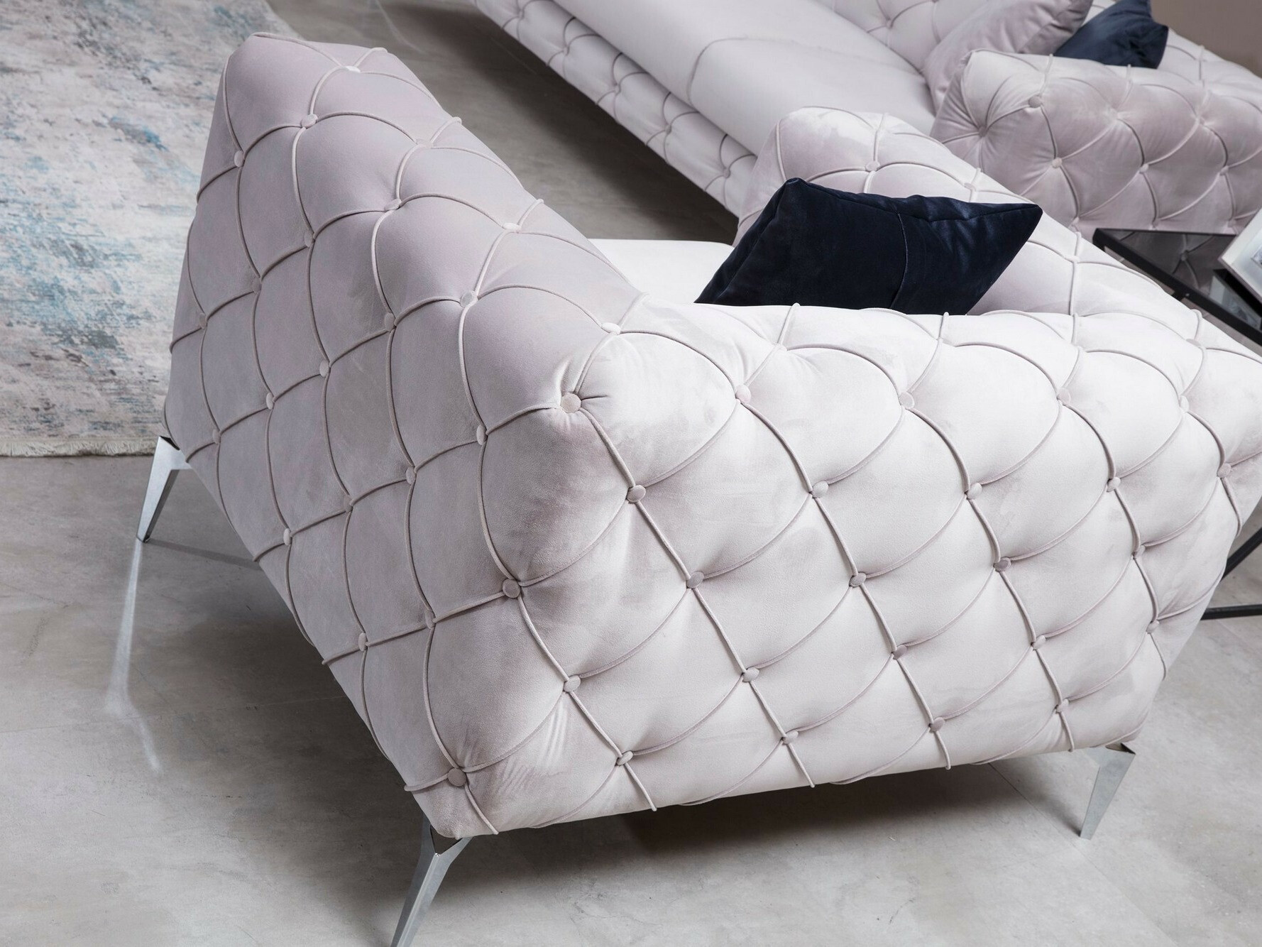 Chesterfield krēsls Altadena 358 (Gaiši pelēks)