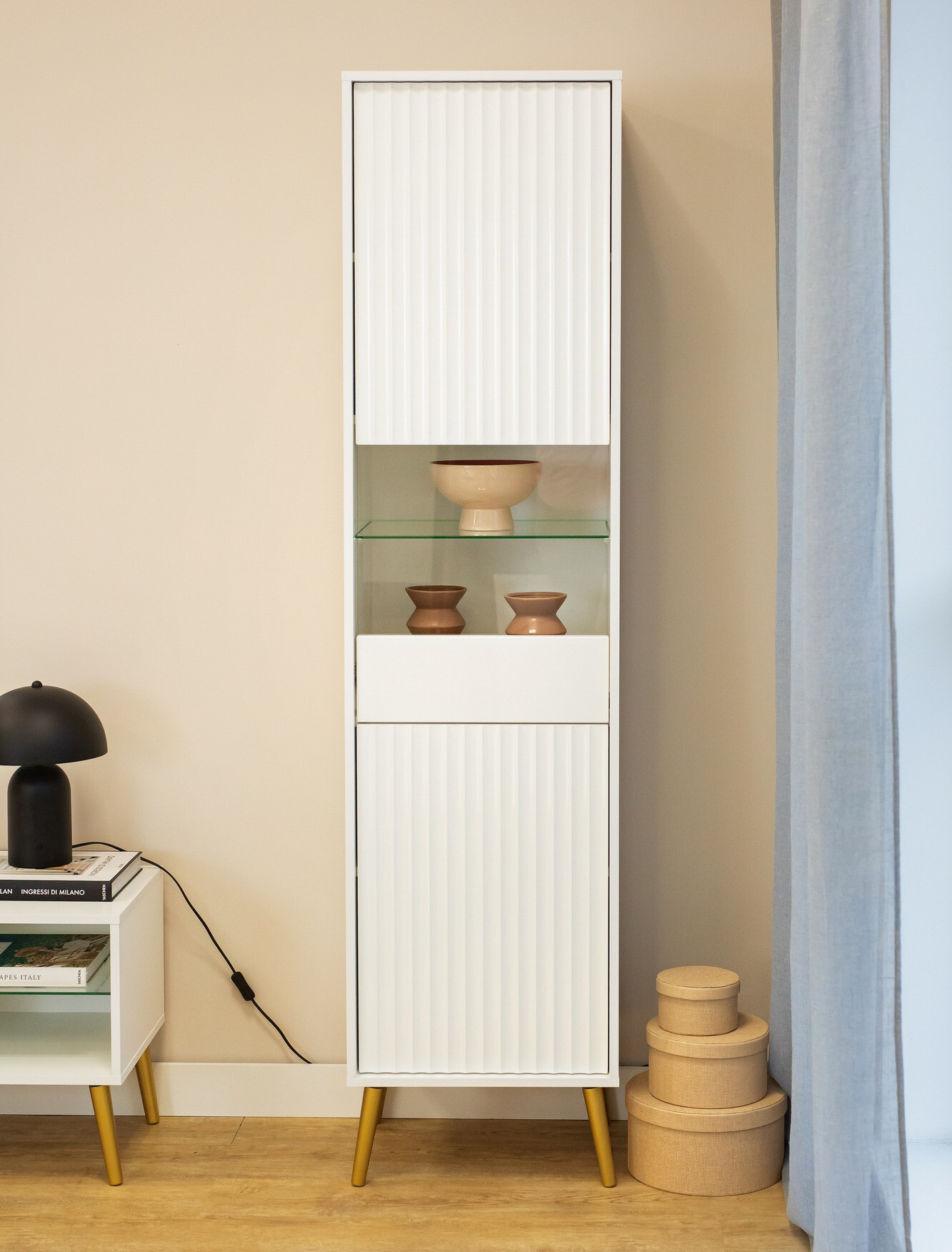 Plaukts Cirferi 107 (Balts + Zelta)