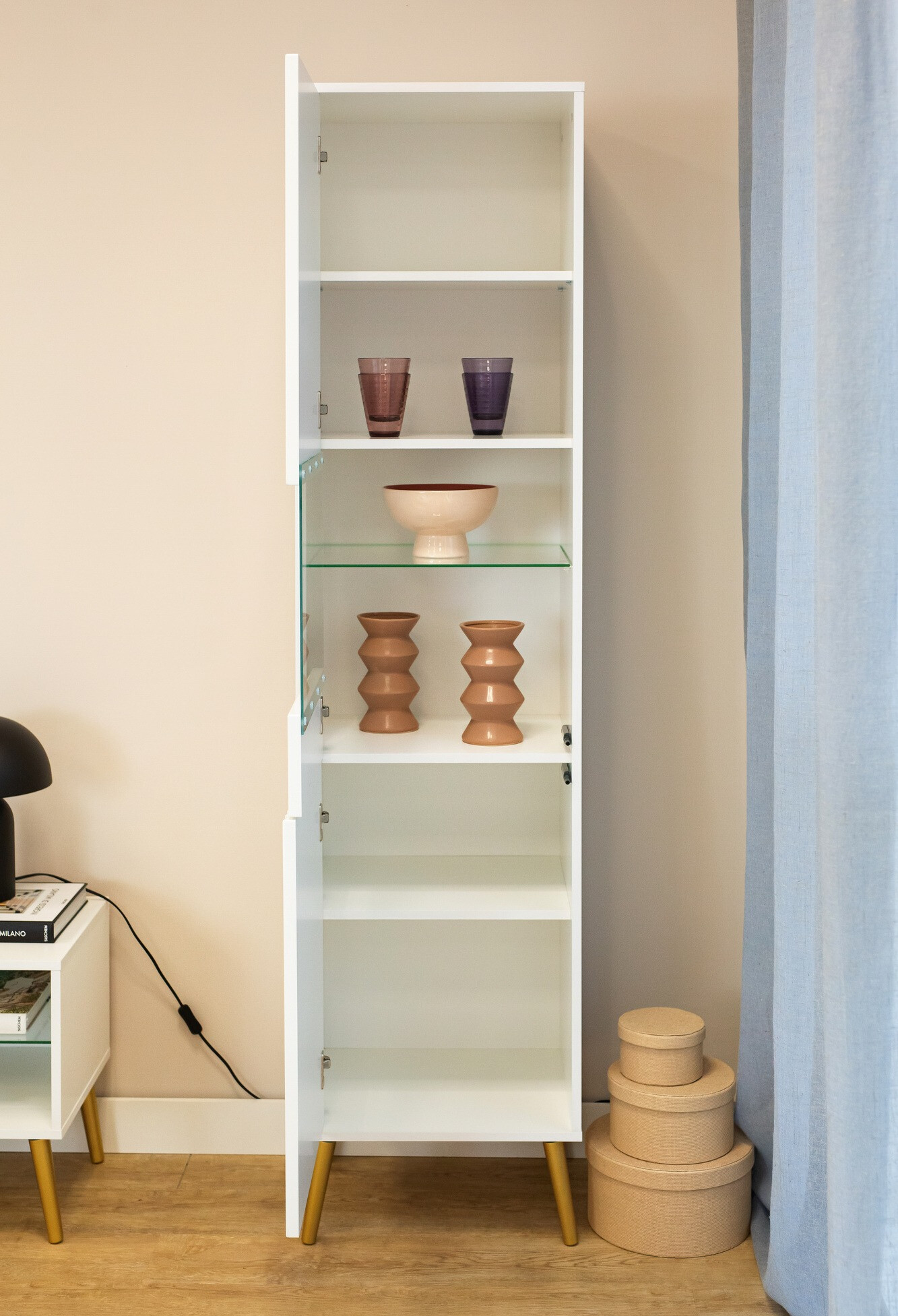 Plaukts Cirferi 107 (Balts + Zelta)