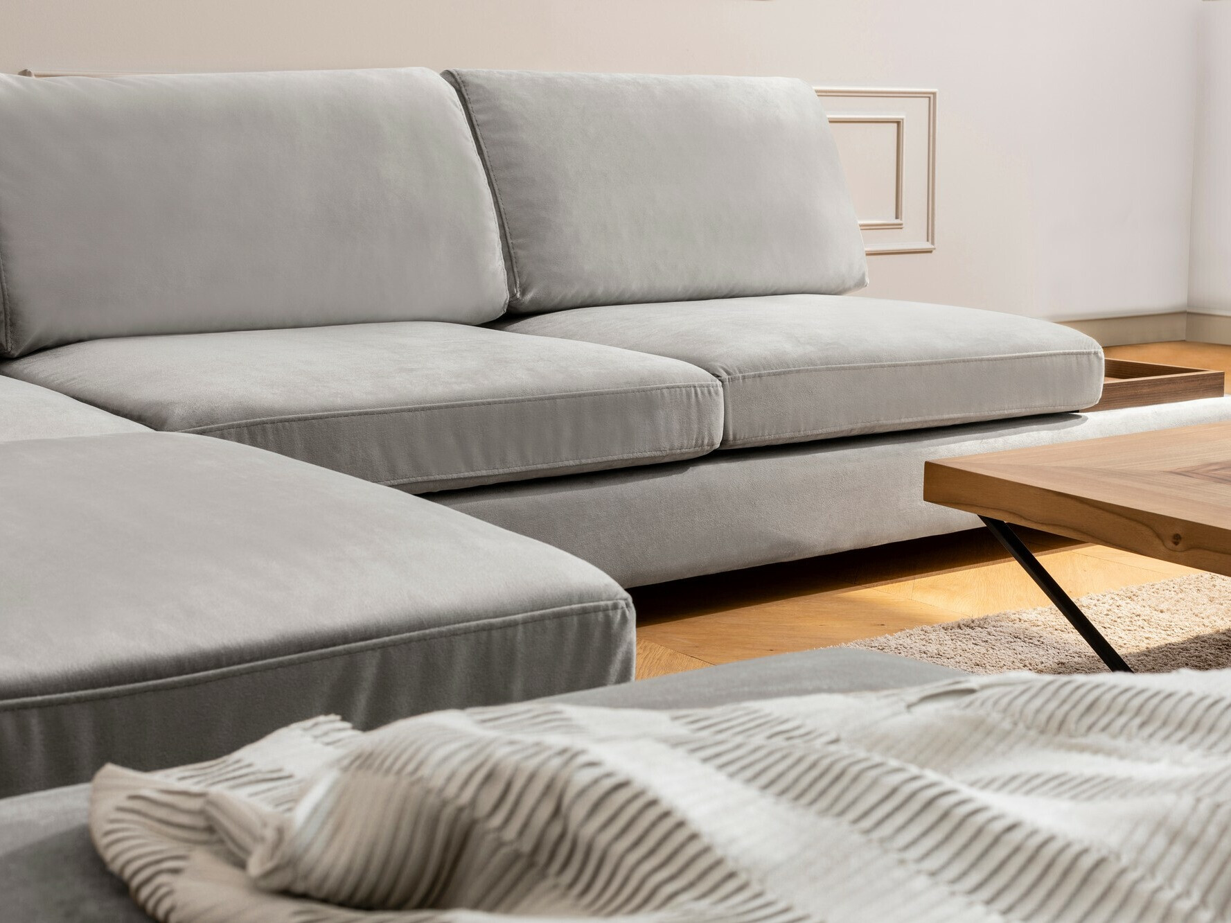 Stūra dīvāns Altadena 448 (Pelēks)