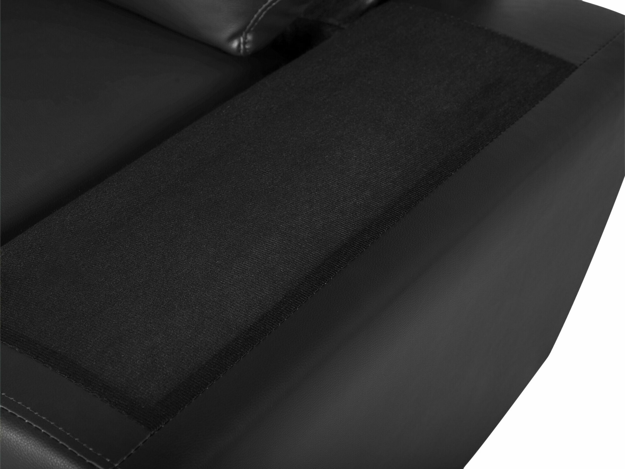 Dīvāns Berwyn 1325 (Melns)