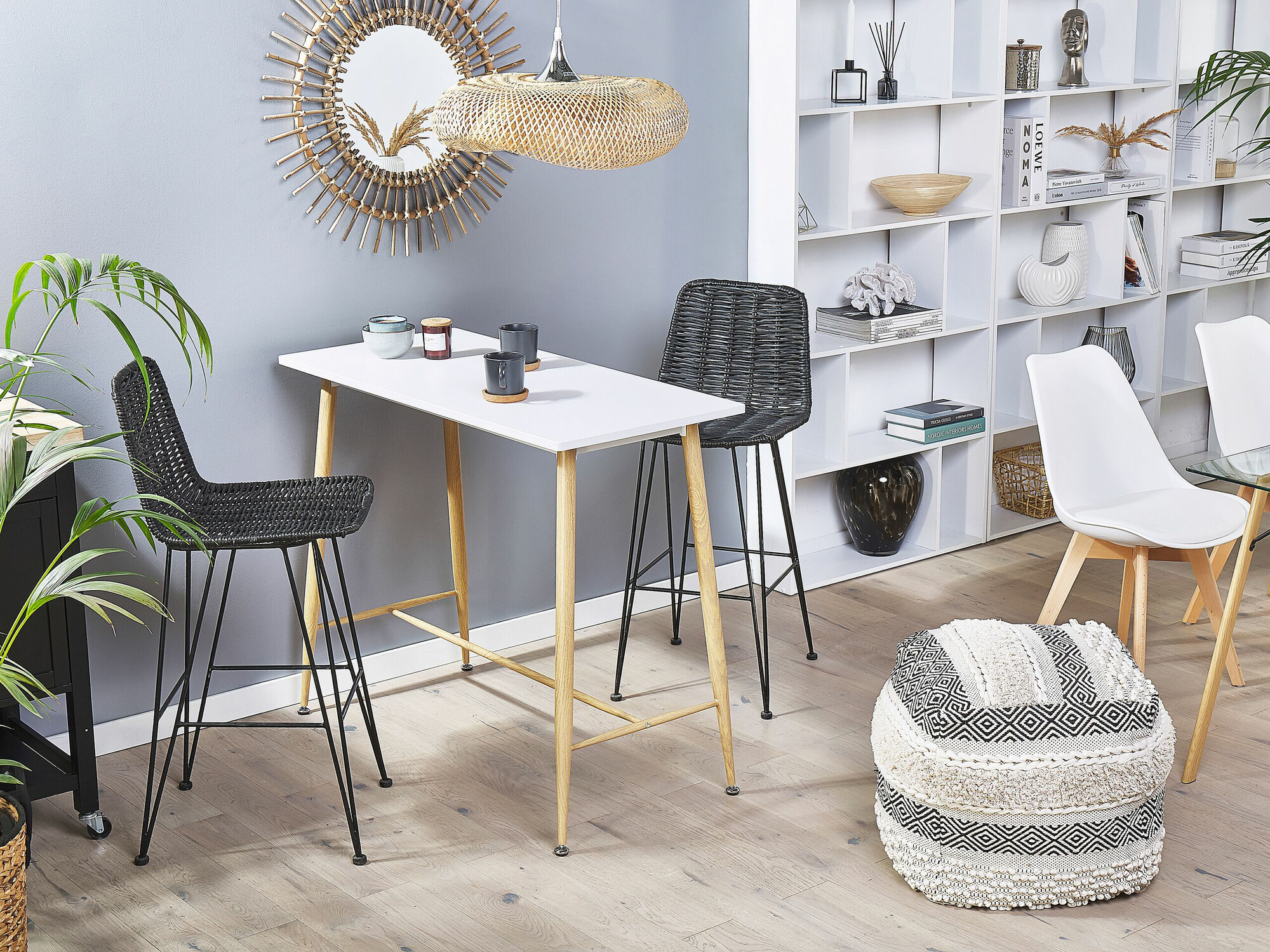 Bāra galds Berwyn 1381