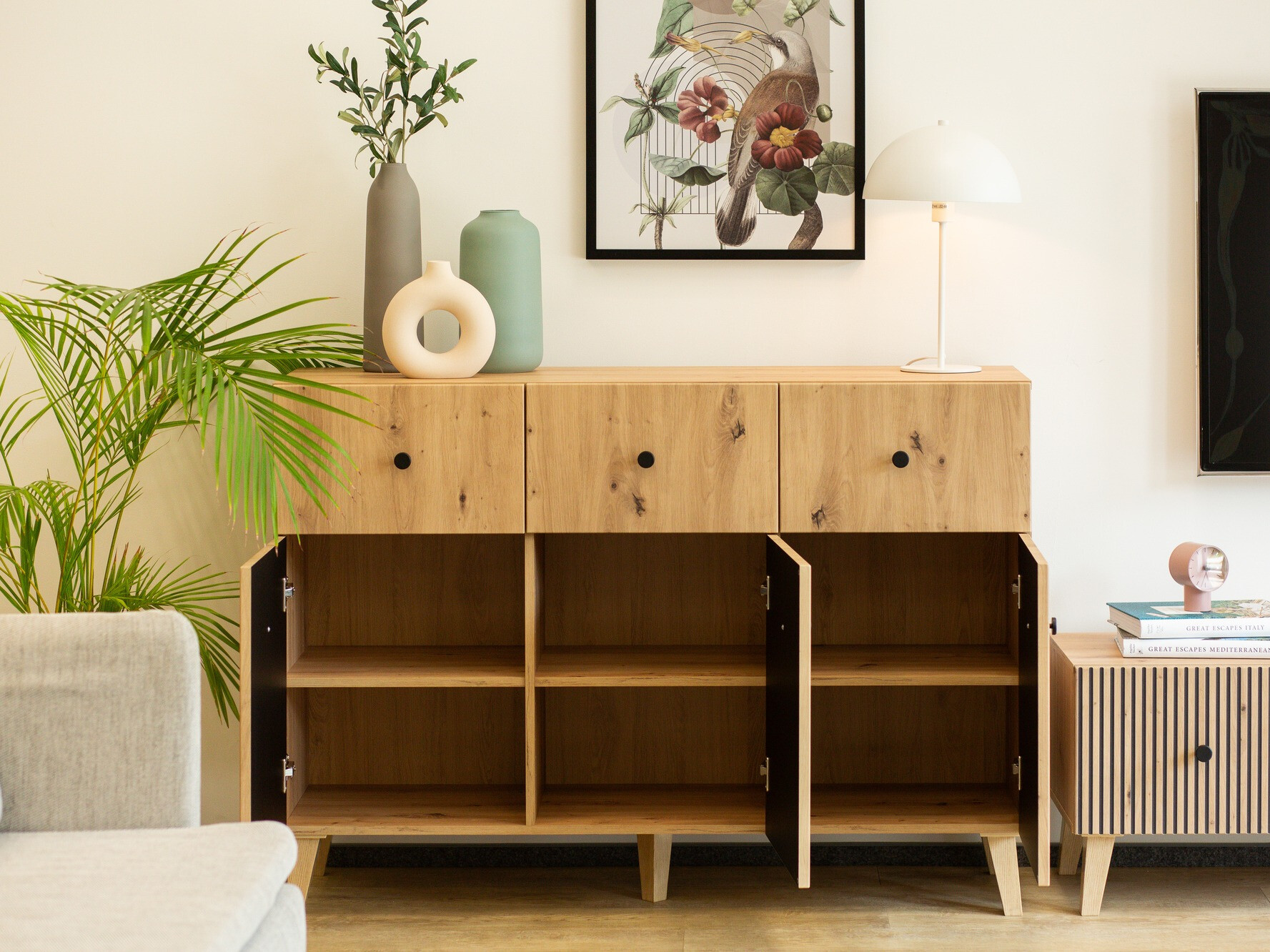 Kомод Beltivi 101