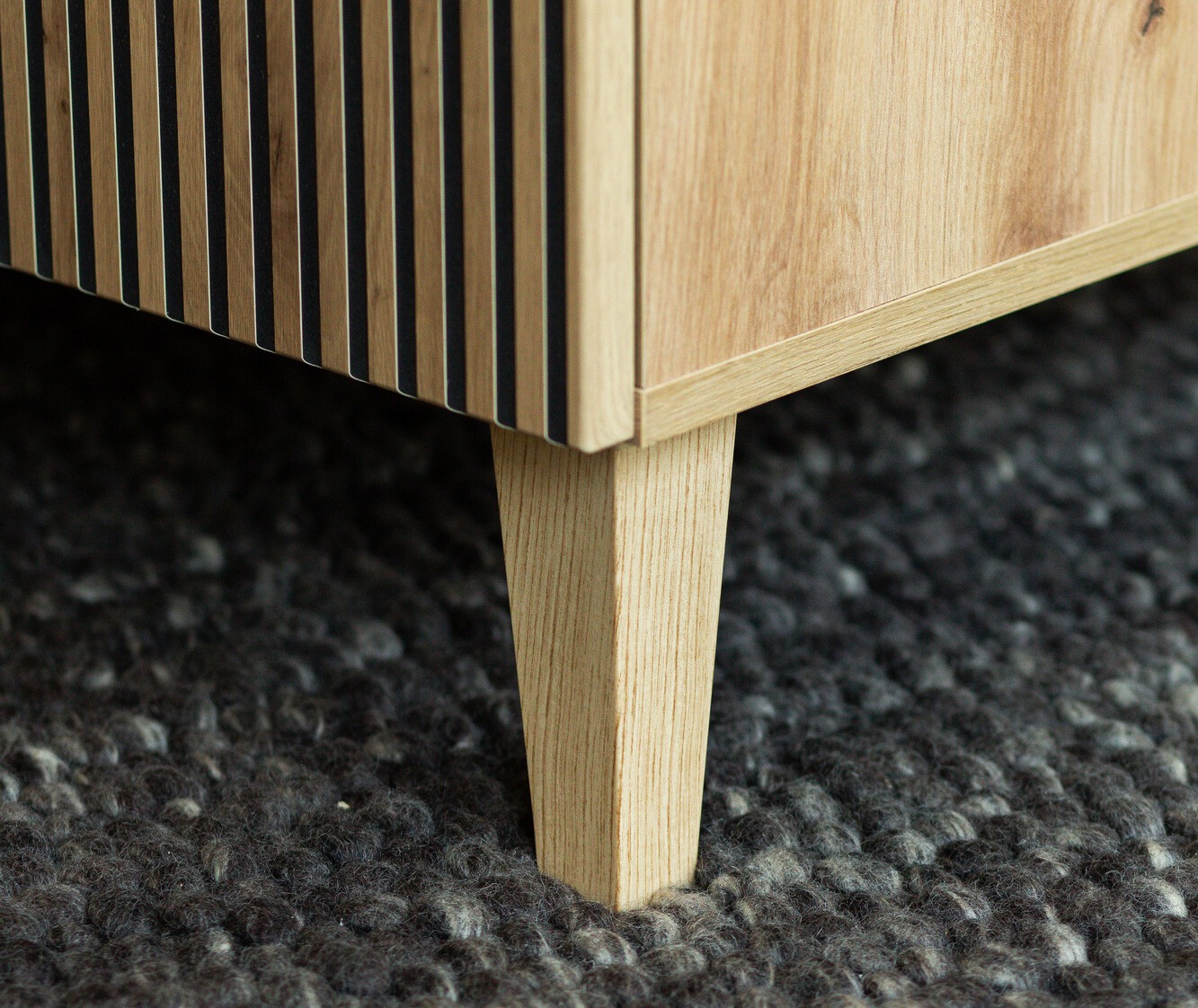 Žurnālu galdiņš Beltivi 103