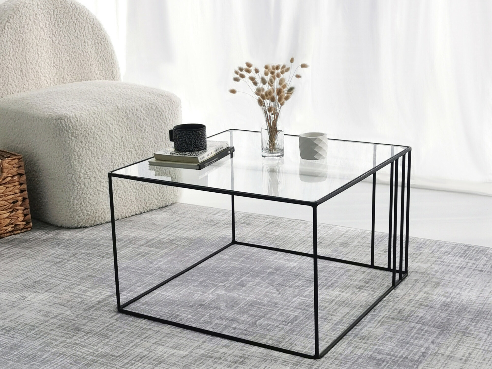 Žurnālu galdiņš Kailua 1635