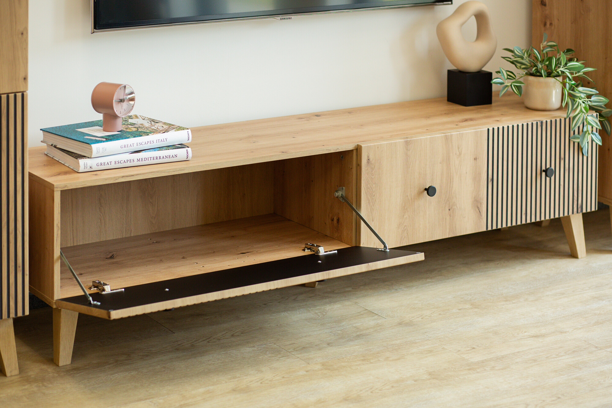 TV galds Beltivi 105