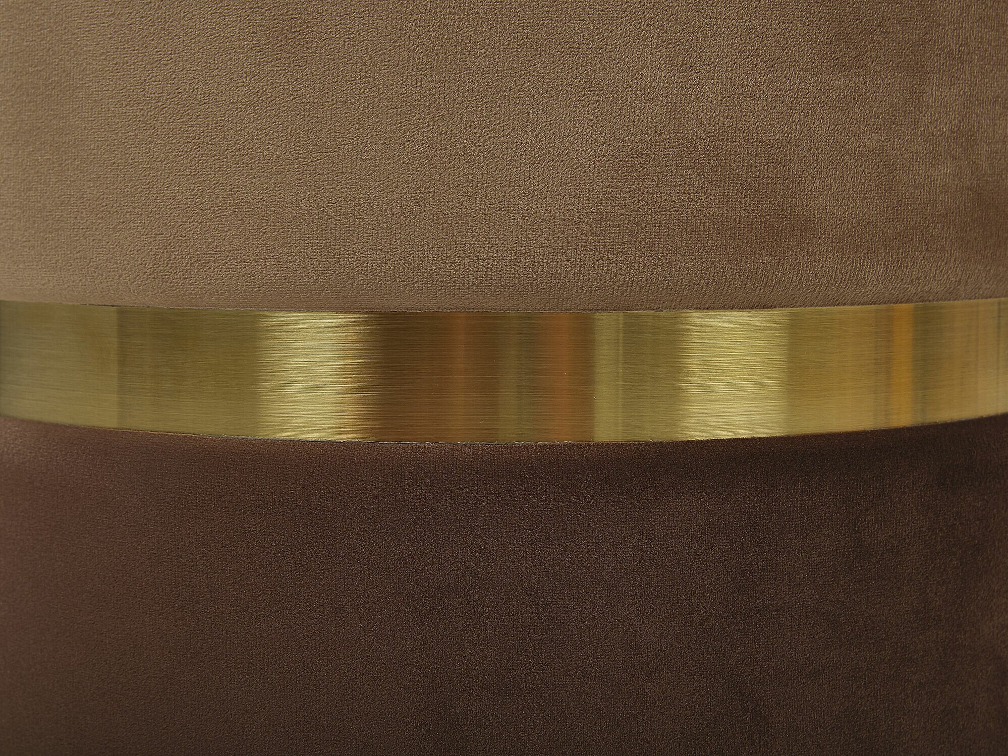 Pufu komplekts Berwyn 1581 (Brūns)