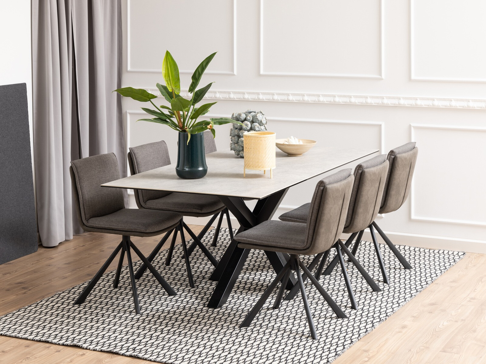 Krēsls Norsica 680 (Gaiši pelēks + Antracīts + Melns)