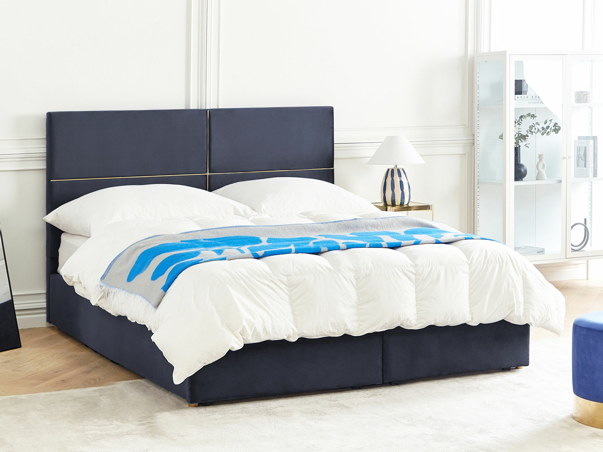 Gulta Berwyn 1615 (Melns)