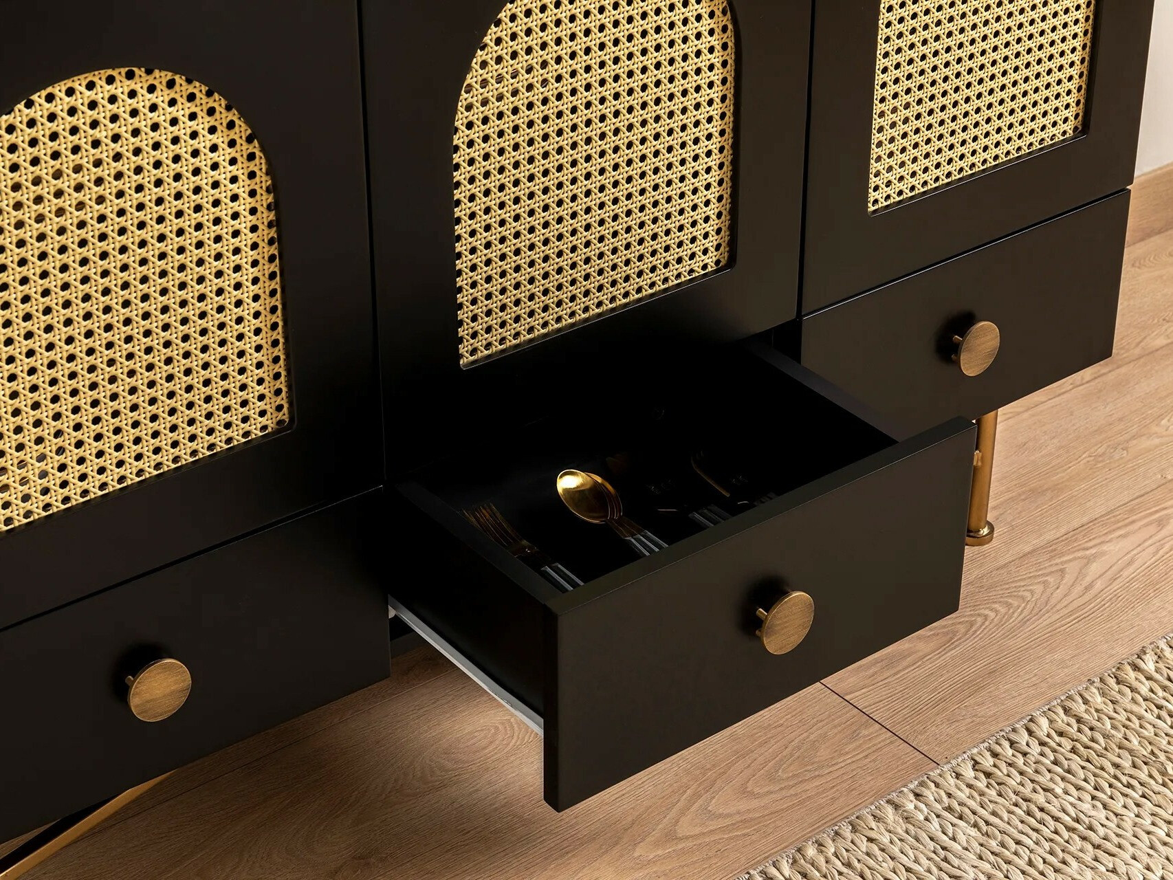 Kомод Kailua 1665