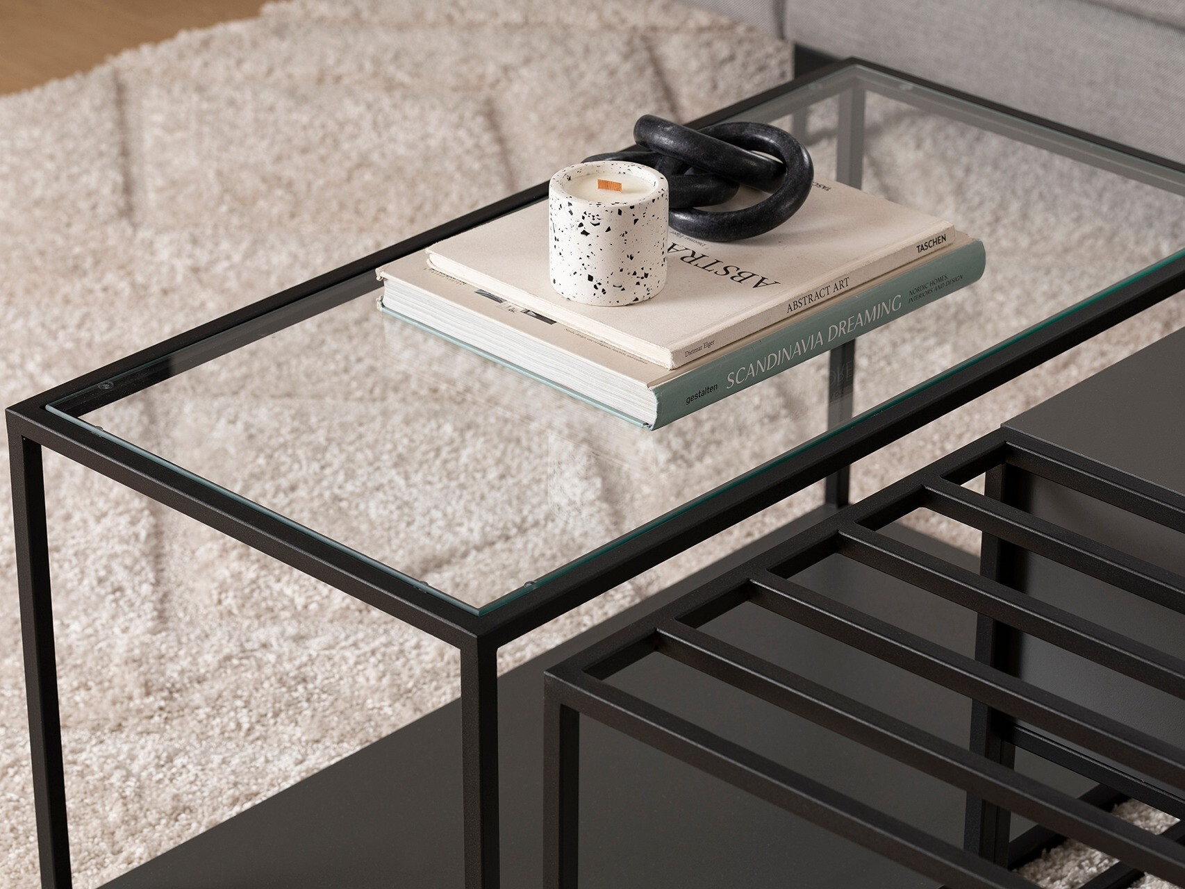 Žurnālu galdiņu komplekts Kailua 1700