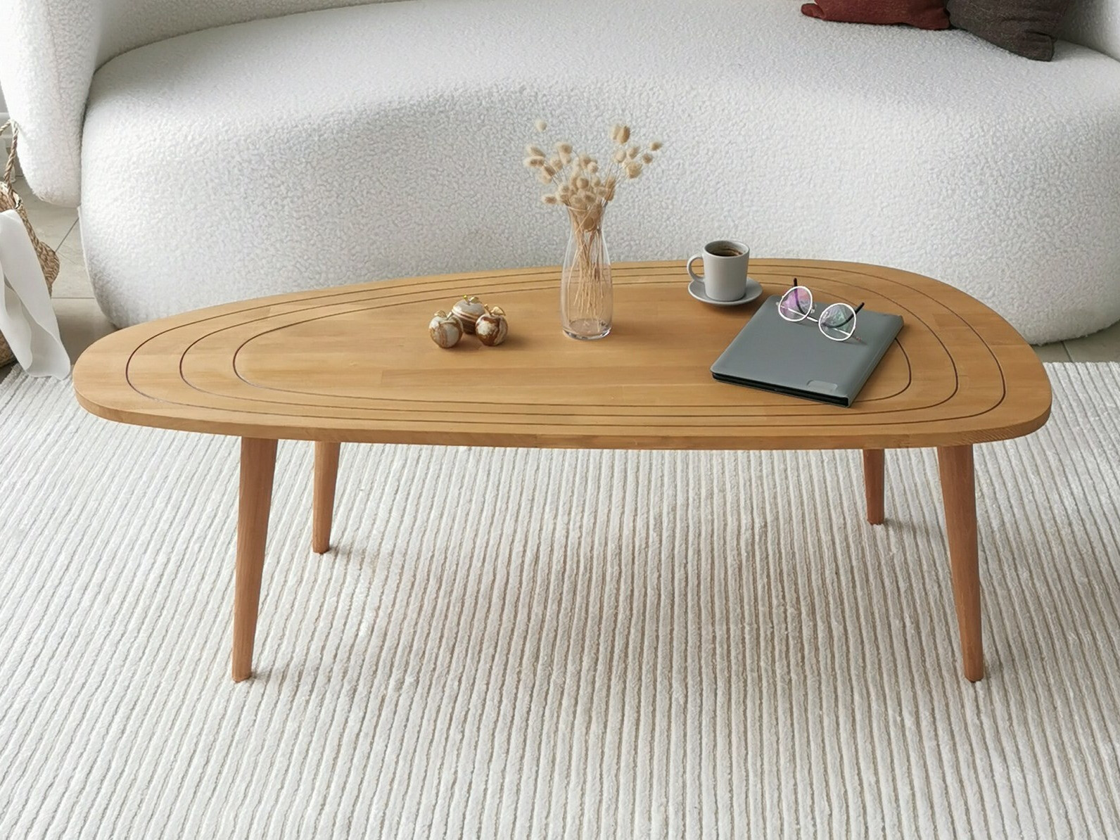 Žurnālu galdiņš Kailua 1829 (Tīkkoks)