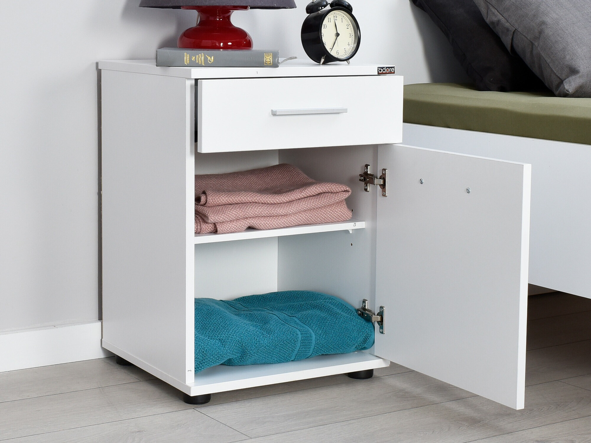 Naktsgaldiņš Kailua 1830 (Balts)